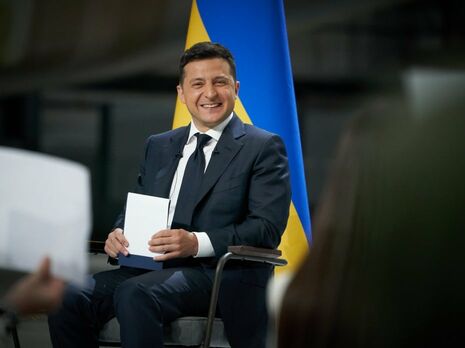 Зеленський лідирує у президентському рейтингу, у першій трійці також Порошенко і Бойко – опитування