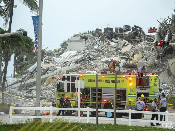 В Майами частично обрушился 12-этажный жилой дом, 99 человек пропали без вести. Видео