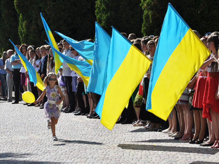 Незалежною Україну вважає 55% жителів країни – опитування
