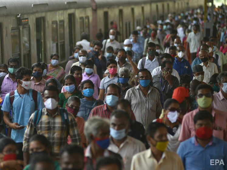 В столице Индии решили ослабить карантин. Страна находится на втором месте в мире по количеству заболевших COVID-19