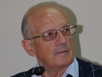 Пионтковский: Клеймо военного преступника навсегда прилипло к элегантному костюму Путина от Brioni