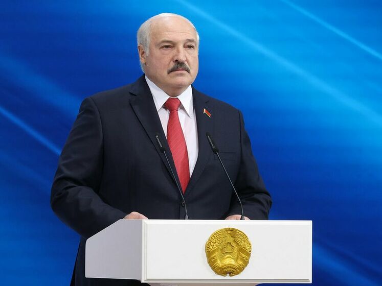 "Із Лукашенком явно щось відбувається". Офіс президента відповів на звинувачення про "потоки зброї й терористів" з України в Білорусь