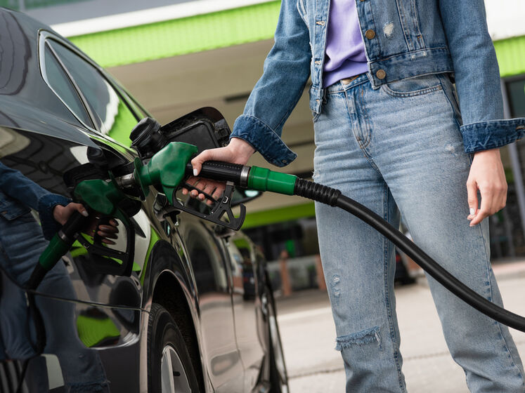 Мінекономіки України опублікувало розрахунок вартості пального. Ціну на бензин підвищили майже на гривню