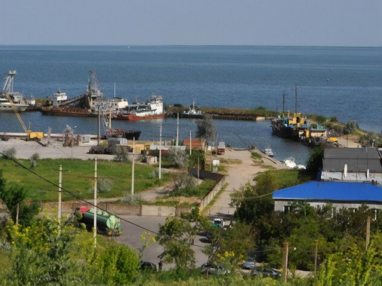 A Ukrainian ship in the Black Sea has given a distress signal.  It is towed to the port of Ochakov