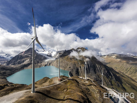 Международное энергетическое агентство: Возобновляемая энергетика превысила мощности угольной