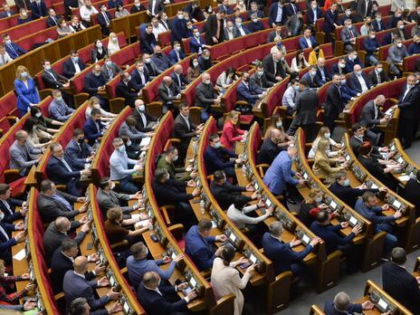 Більшість українців вважає, що законопроєкт про деолігархізацію не становить для олігархів загрози – опитування