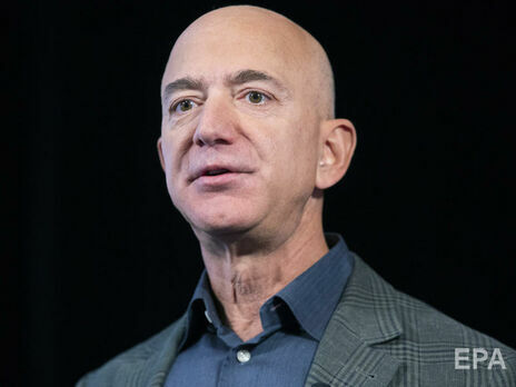 Безос официально ушел с должности гендиректора Amazon