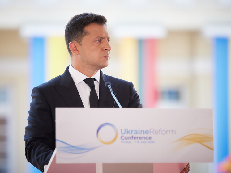 Зеленский заявил, что Украина идет "очень быстрыми шагами" в принятии ключевых реформ