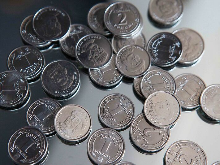 Нацбанк хоче змінити дизайн монет номіналом 1 грн і 2 грн