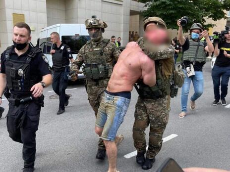 Київського стрільця затримали