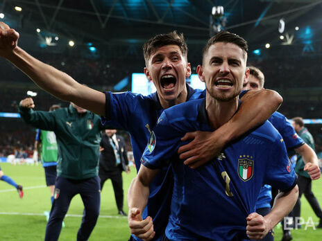 За два дні до фіналу Євро 2020 збірна Італії пішла в ізоляцію через коронавірус