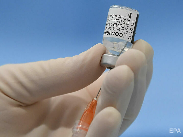 Pfizer і BioNTech нададуть дані досліджень третьої дози вакцини проти COVID-19