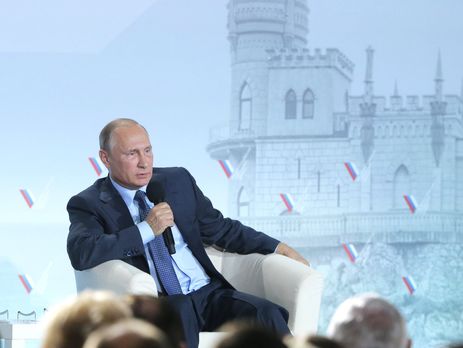 Путин прибыл в аннексированный Крым