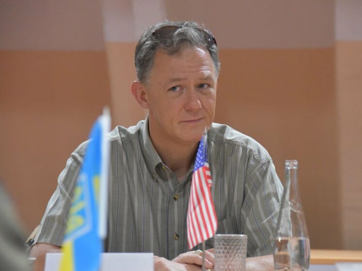 Кент відвідав район проведення ООС і запевнив у підтримці України з боку США