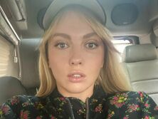 "Чем быстрее вакцинируемся, тем быстрее эта зараза свалит на х...р!" Полякова возмутилась критике в свой адрес