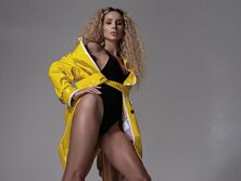 "Она возвращается", "Будет мощь", "Мышь из норы вылезла". Loboda выступит в Украине с концертом