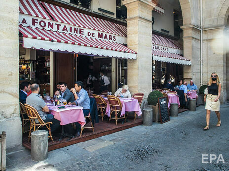 Во Франции объявили о начале четвертой волны эпидемии COVID-19