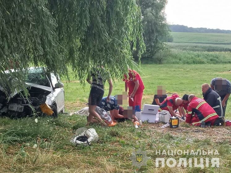 Поліція почала розслідування ДТП у Волинській області. В авто перебувало 12 осіб
