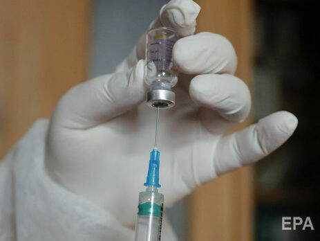 Центры вакцинации в Украине хотят открыть в каждом райцентре и подвозить к ним людей – Ляшко