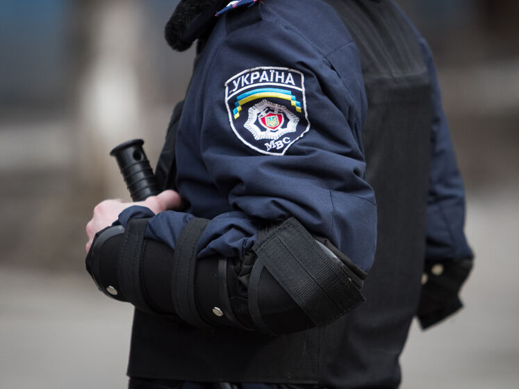 В Украине полицейских обязали платить алименты со всех ежемесячных доходов