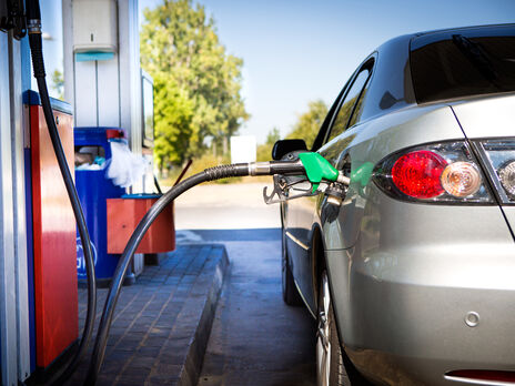 Від початку року втрати держбюджету від ввезення розчинників для бензину становили 580 млн грн, основні отримувачі – 