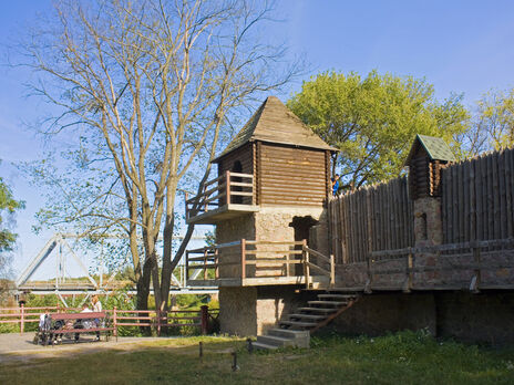 В Житомирской области подросток упал с 10-метровой высоты на скалу – ГСЧС