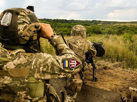 На Донбассе в результате обстрела со стороны боевиков пострадали семь украинских военных. Силы ООС открыли ответный огонь