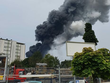 На заході Німеччини стався вибух у районі хімічного виробництва. ЗМІ пишуть, що це сталося на майданчику фармконцерну Bayer