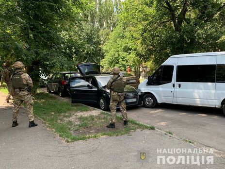 Готувалися до розбою тижнями, встановлювали відеоспостереження. У поліції розповіли про групу, яка нападала на суддів і чиновників в Україні