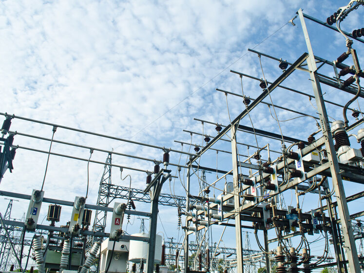 Кабмин отложил повышение тарифов на электроэнергию в Украине до начала осени