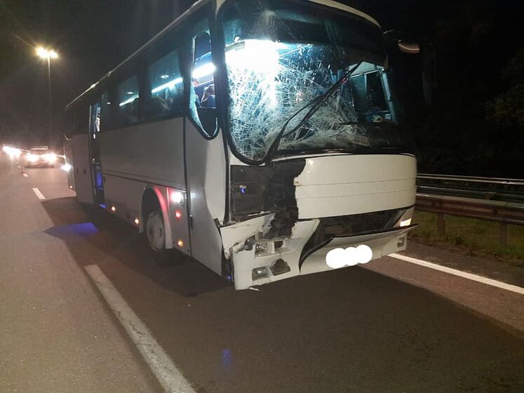 В Ровенской области автобус с паломниками попал в аварию