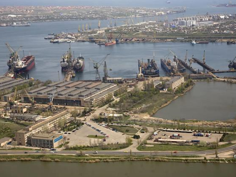 В Smart Holding заявили, что причина банкротства Черноморского судостроительного завода – политический произвол