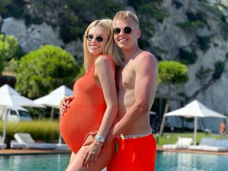 О том, что Влада Седан и Александр Зинченко впервые станут родителями, стало известно в начале июня 2021 года