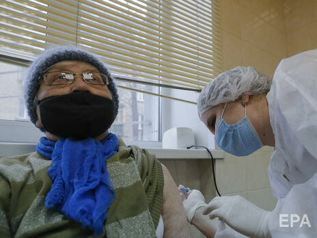 В Минздраве Украины рассматривают возможность ослабления ограничений для вакцинированных от COVID-19