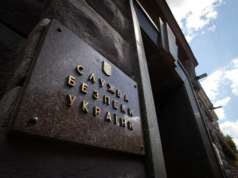 СБУ повідомила про підозру переселенця із Криму, який допомагав окупантам проводити незаконний призов до армії