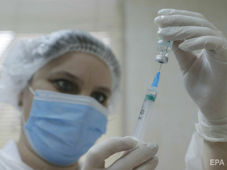 У МОЗ України не бачать юридичних підстав, щоб не допускати до роботи людей, які не ввели вакцину проти COVID-19