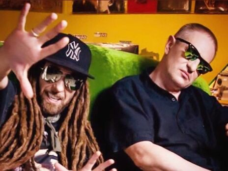 Гурт Green Grey у День Незалежності України хотів провести концерт на даху ЦУМу в центрі Києва, але орендарі відмовилися від співпраці з ними