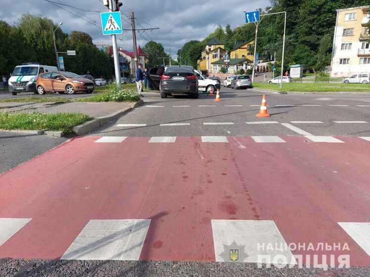 У Львові авто збило водія електросамоката, він у реанімації