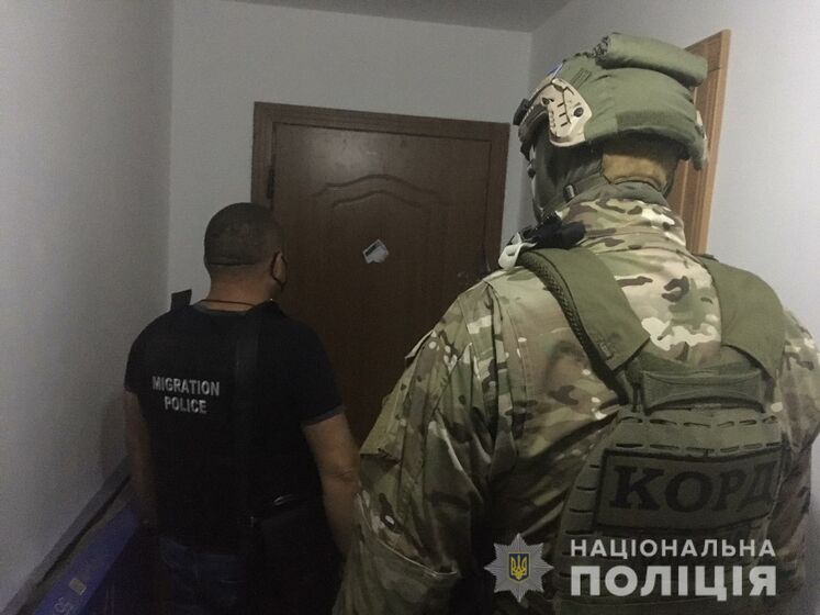 В Тернополе полиция разоблачила хищение денег 192 украинцев при якобы трудоустройстве за границу