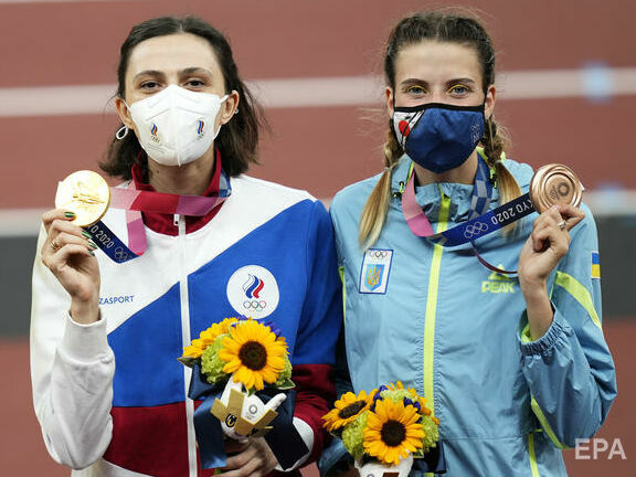 На Олімпіаді українська легкоатлетка Магучіх обнялася з росіянкою Ласіцкене, розгорівся скандал. У Міноборони попросили "припинити цькування"