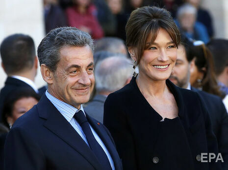 Бруні показала їхню із Саркозі дев'ятирічну доньку