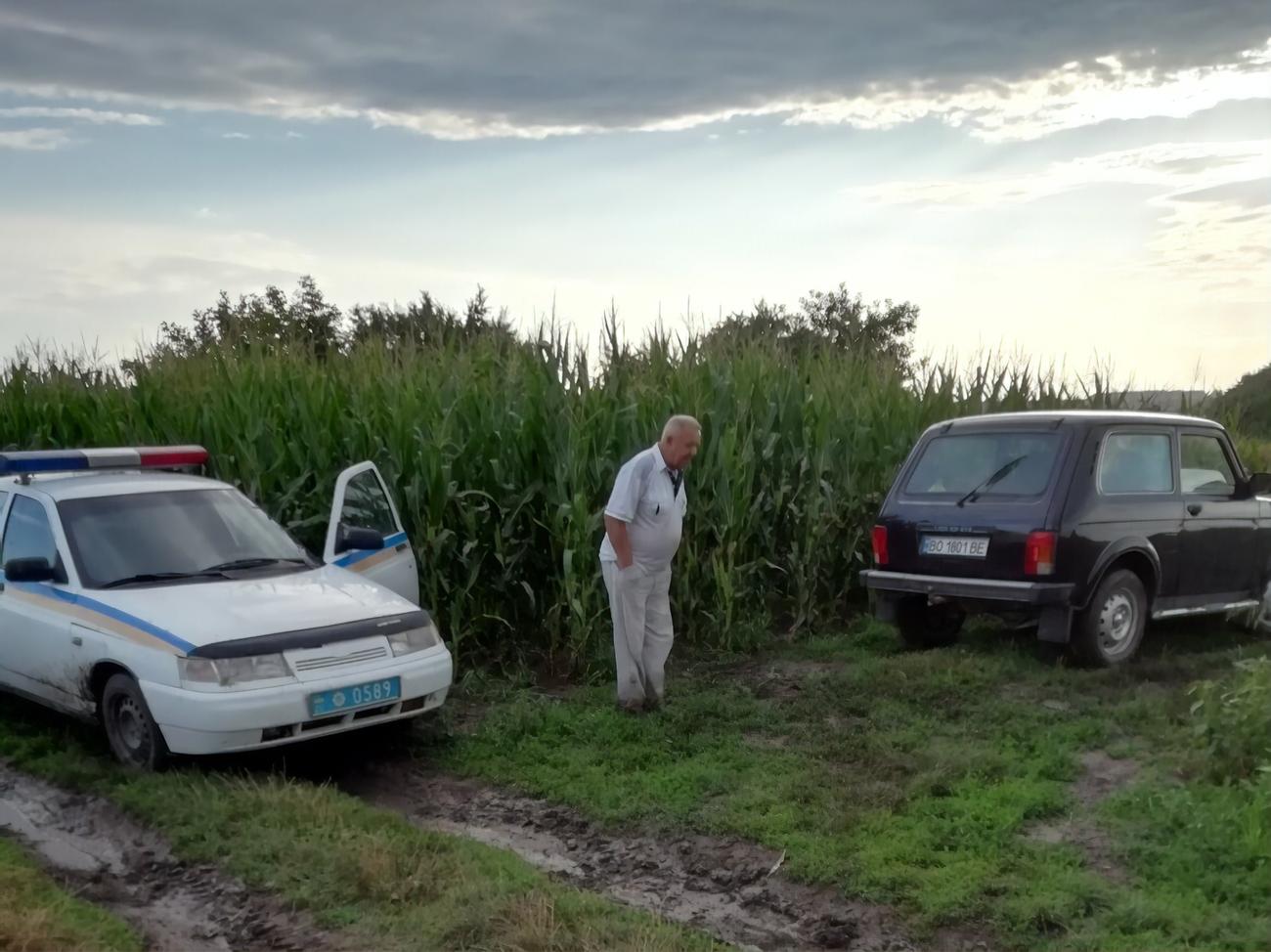 In the Ternopil region, the ex-mayor was found in someone else’s garden.  The police told how he explained it