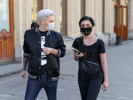 В России очередной рекорд смертности от COVID-19 за сутки