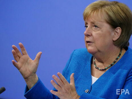 Меркель встретится с Путиным перед поездкой в Киев