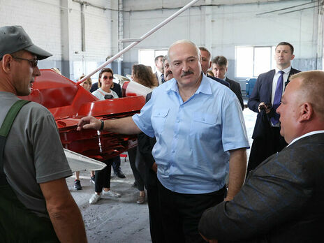Лукашенко заявив, що хоче контролювати нову владу у Білорусі