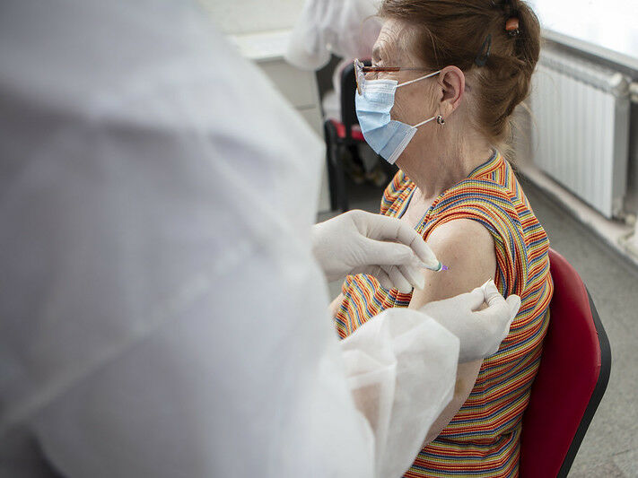 В Украине за сутки сделали более 160 тыс. прививок от коронавируса