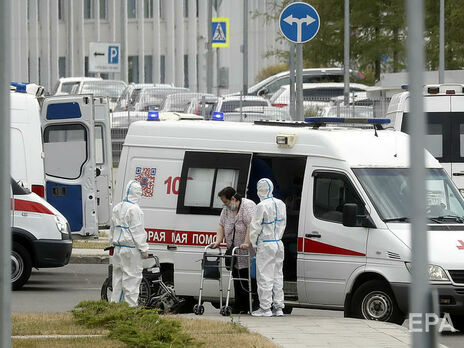 В РФ третий день подряд фиксируют рекордную смертность от коронавируса