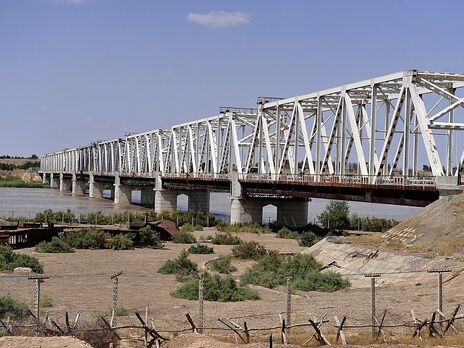 Более 80 афганских военных пересекли границу с Узбекистаном и попросили помощи