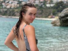 "Гаэль – очень удачливый мужчина". Свитолина поделилась соблазнительным кадром в купальнике