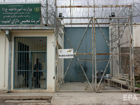 Талибы выпустили заключенных крупнейшей в Афганистане тюрьмы – очевидцы